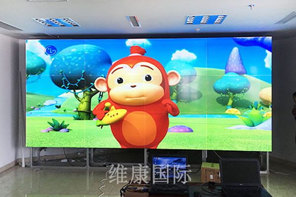 無縫拼接屏有什么技術(shù)優(yōu)勢，可以實現(xiàn)4K高清顯示嗎？