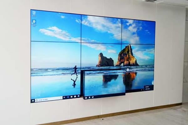 拼接屏的高性?xún)r(jià)比主要體現(xiàn)在哪些方面？