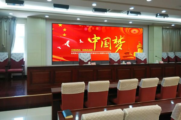 無縫拼接屏的使用壽命一般是多長時間？