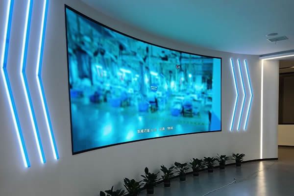 直播背景大屏有哪些，直播背景墻用哪種顯示大屏好？