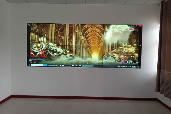 怎么合理選擇一個(gè)可靠的拼接屏廠家？