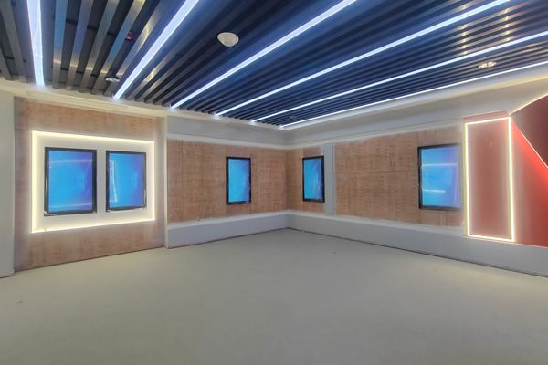 大尺寸的觸摸顯示屏有哪些，哪些顯示大屏支持觸控功能的？