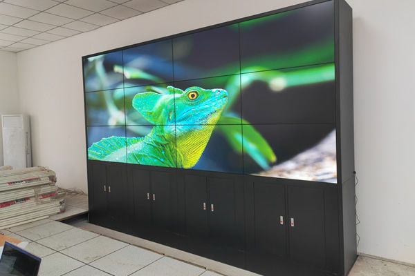 拼接屏是怎么做到4K、6K、8K…顯示的？大分辨顯示解決方案