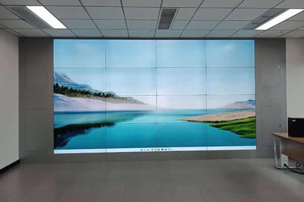 一塊55寸液晶拼接屏大概多少錢？